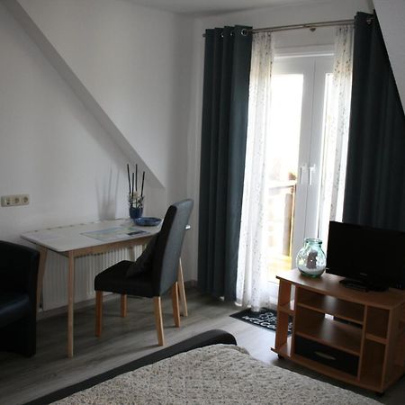 Tarnewitz Hotel-Pension Lindenhof מראה חיצוני תמונה